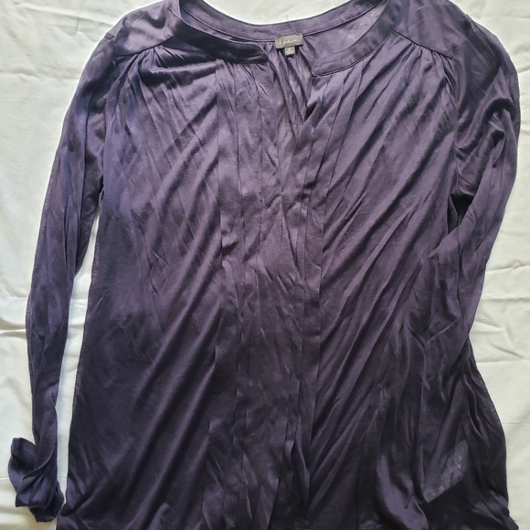Women's Aritzia long-sleeve t-shirt,  size xs - Picture 3 of 5